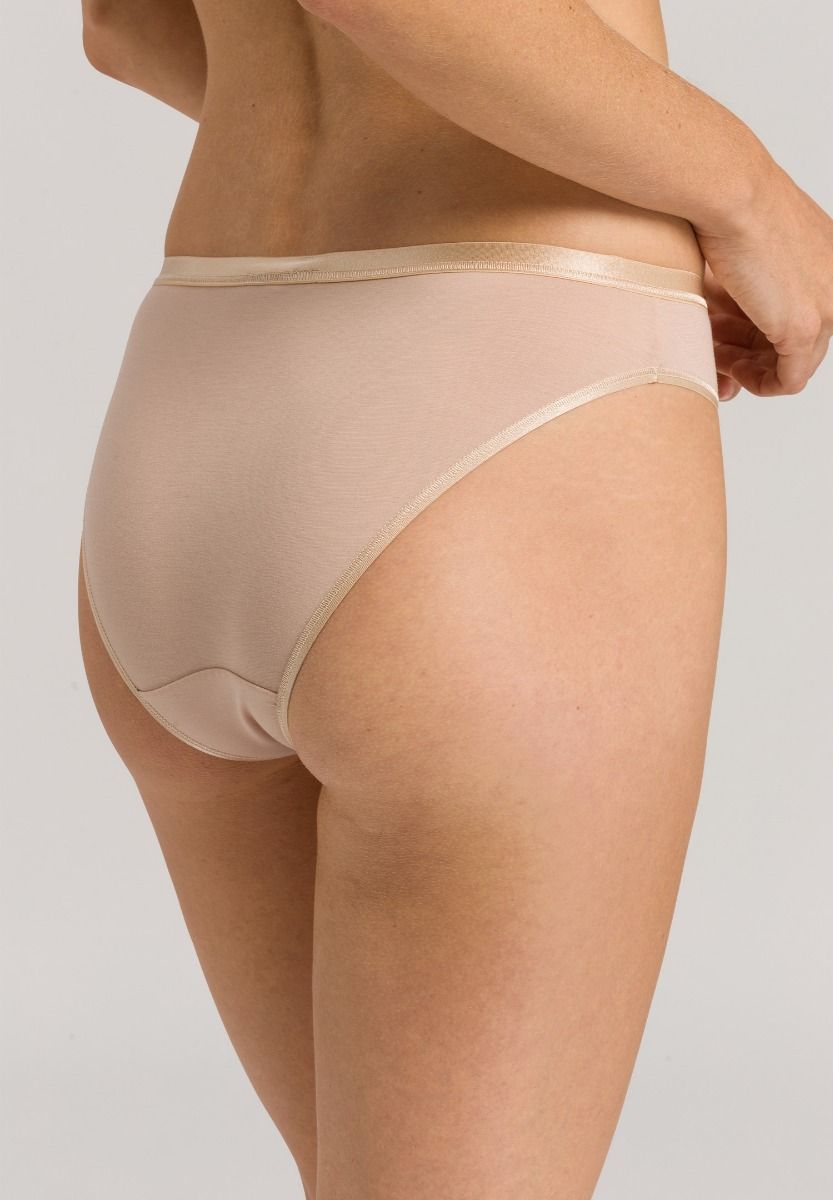 Hanro Mini Slip Cotton Sensation beige – Bild 2