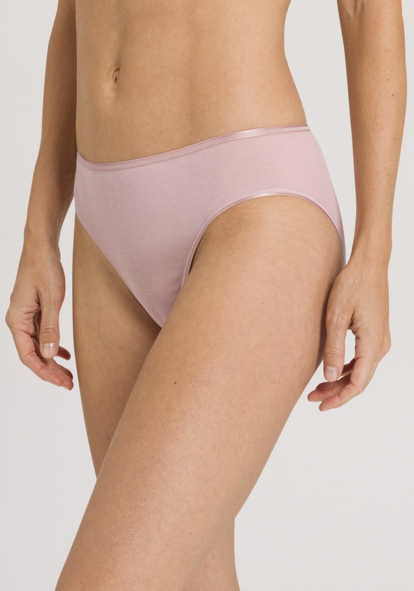 Hanro Cotton Seamless Midi Slip pale pink – Bild 2