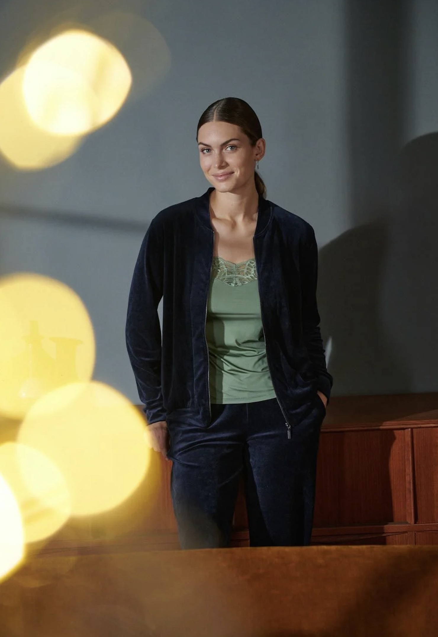 Hanro Jacke Favourites deep navy – Bild 4