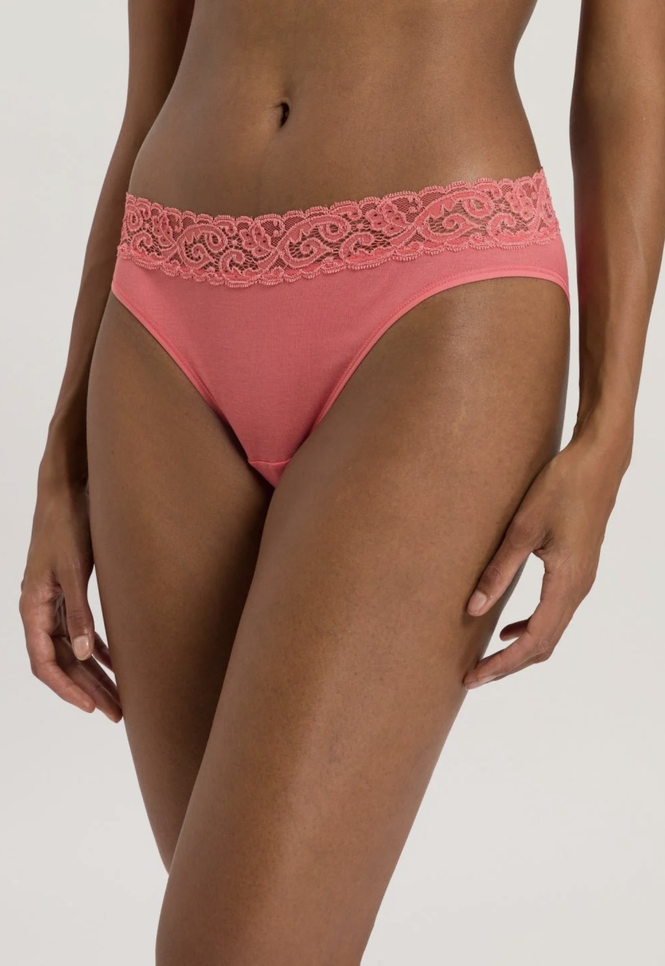 Hanro Moments Mini Slip porcelain rose