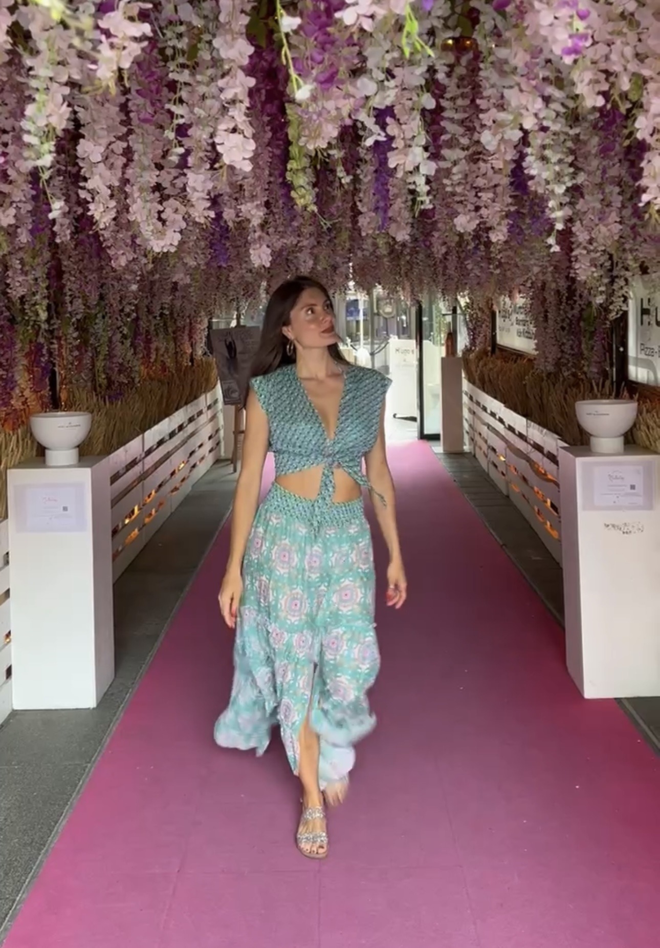 Alternative view of Valery Rock verde