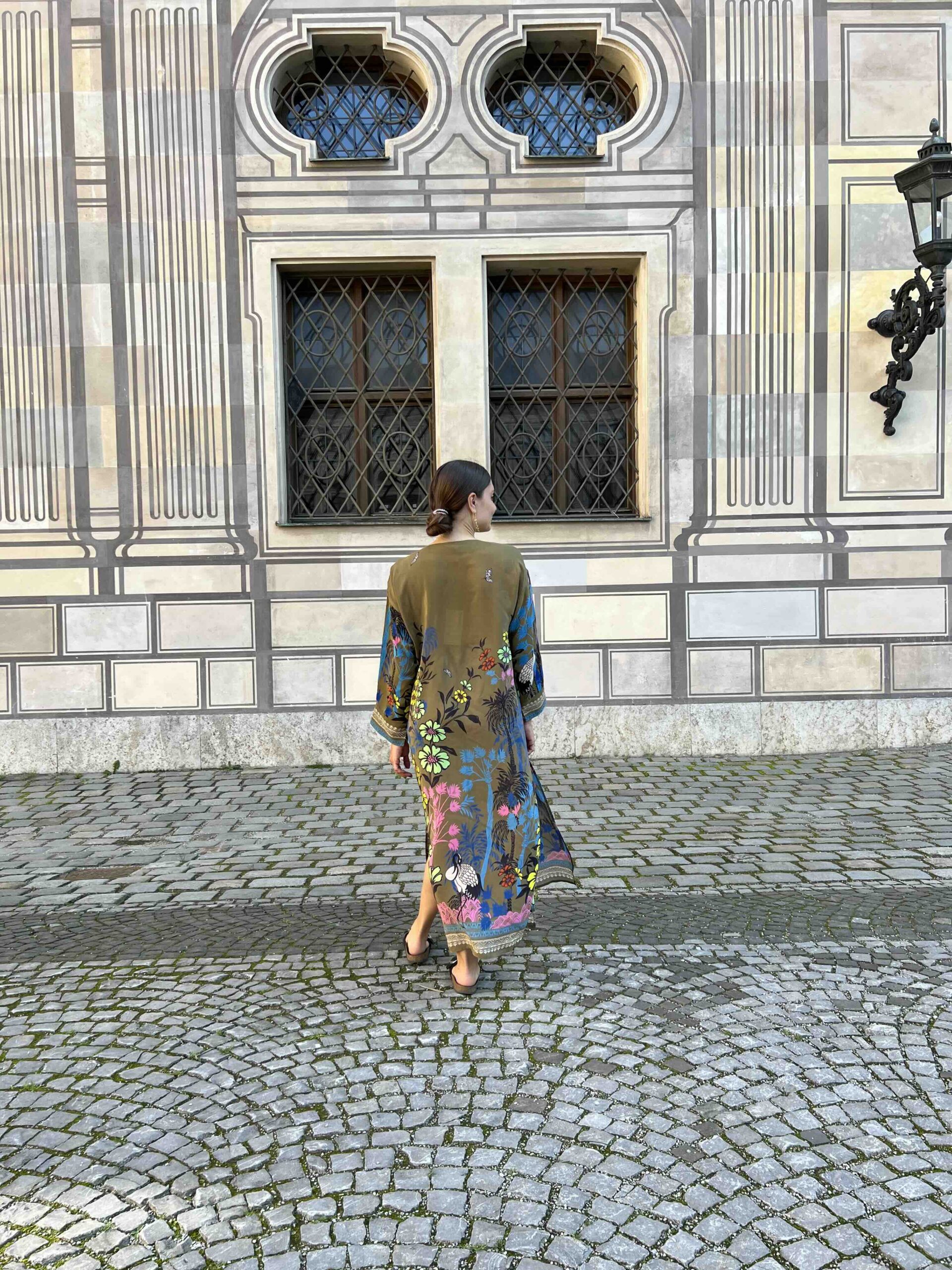 Alternative view of Anjuna Kaftan Lilly long green