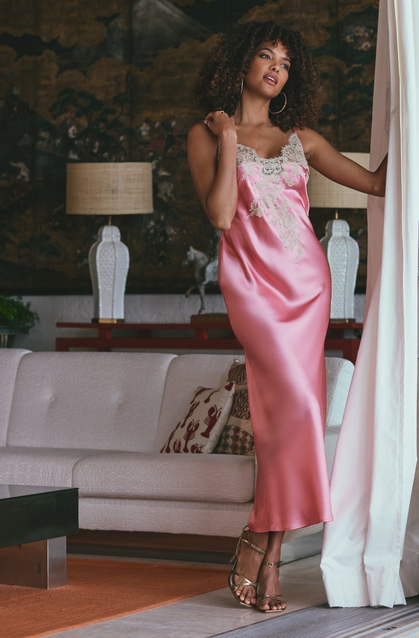 Marjolaine langes Negligee Artemis lang rose/lin