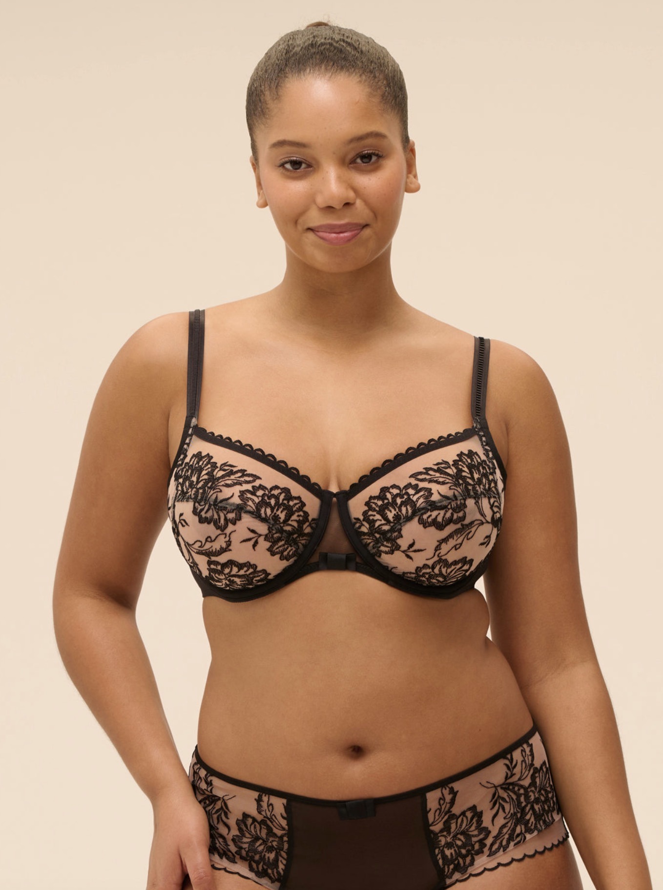 Simone Perele Vollschalen BH Romance light tatoo