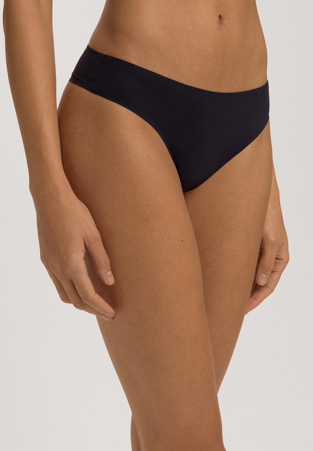 Hanro String Invisible Touch black