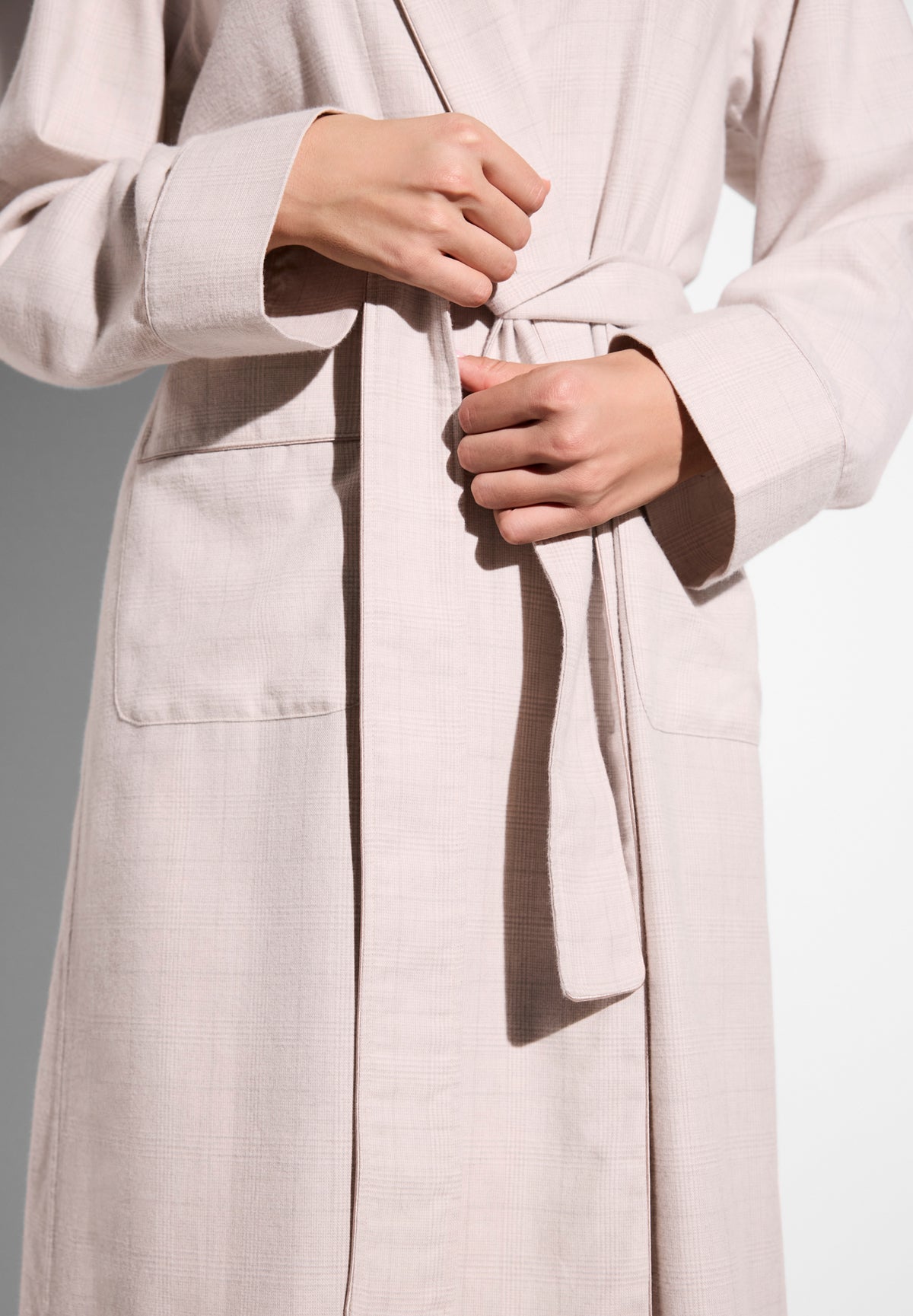 Alternative view of Zimmerli Mantel Cozy Flannel pink check