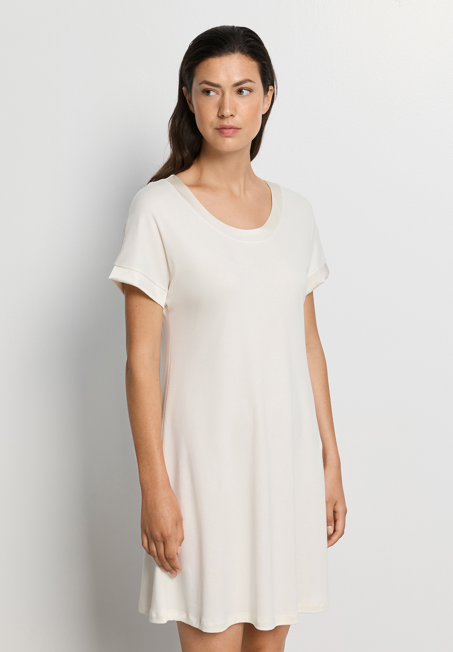 Hanro Nachthemd Anilla Misty white