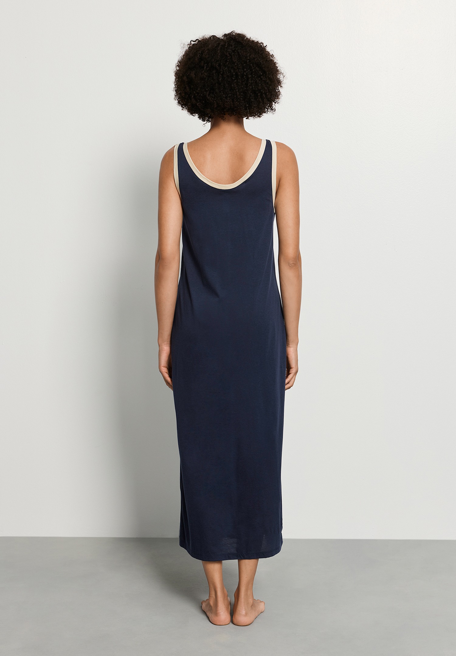 Alternative view of Hanro Kleid ohne Arm Laura deep navy