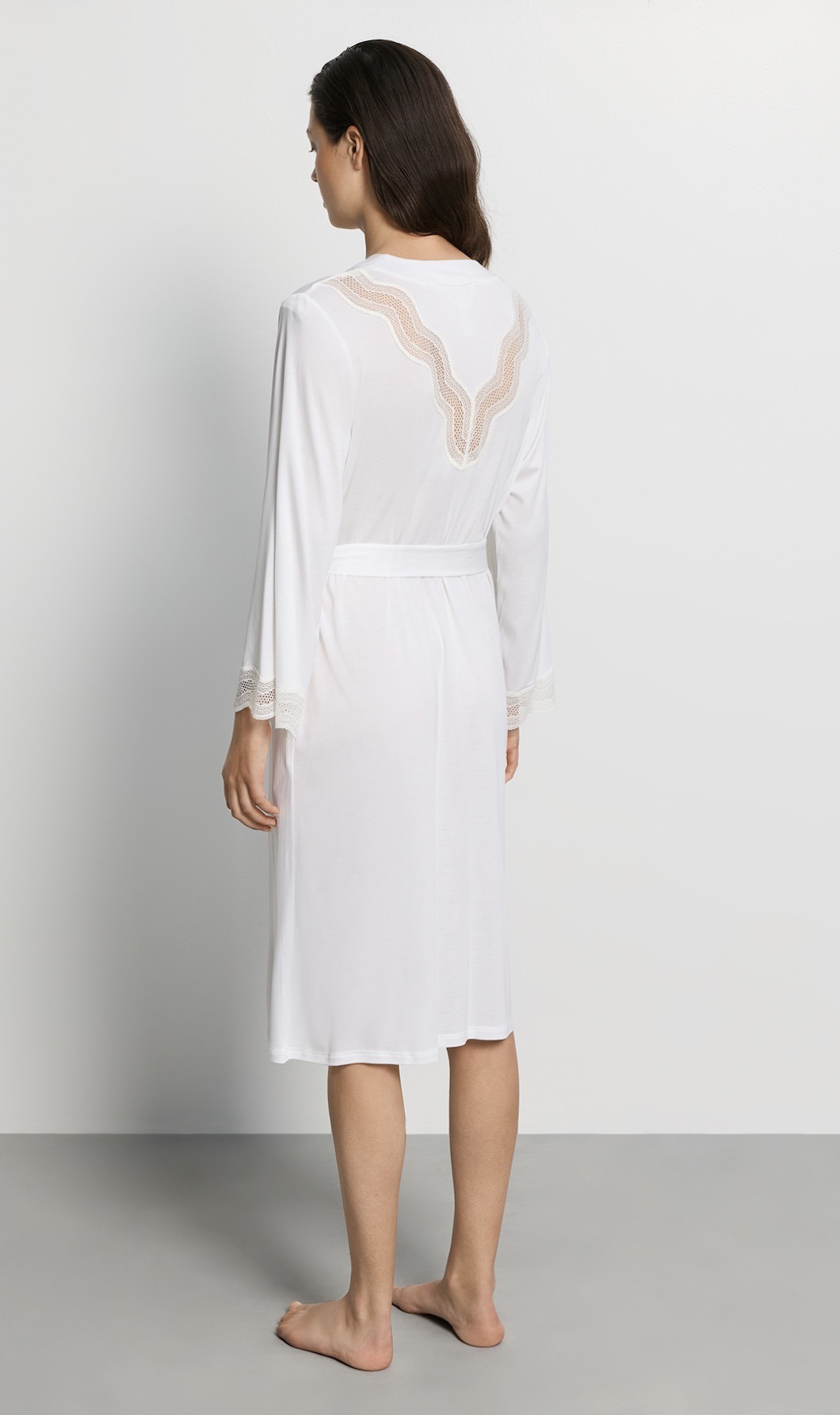 Alternative view of Hanro Mantel Cira NW Off white