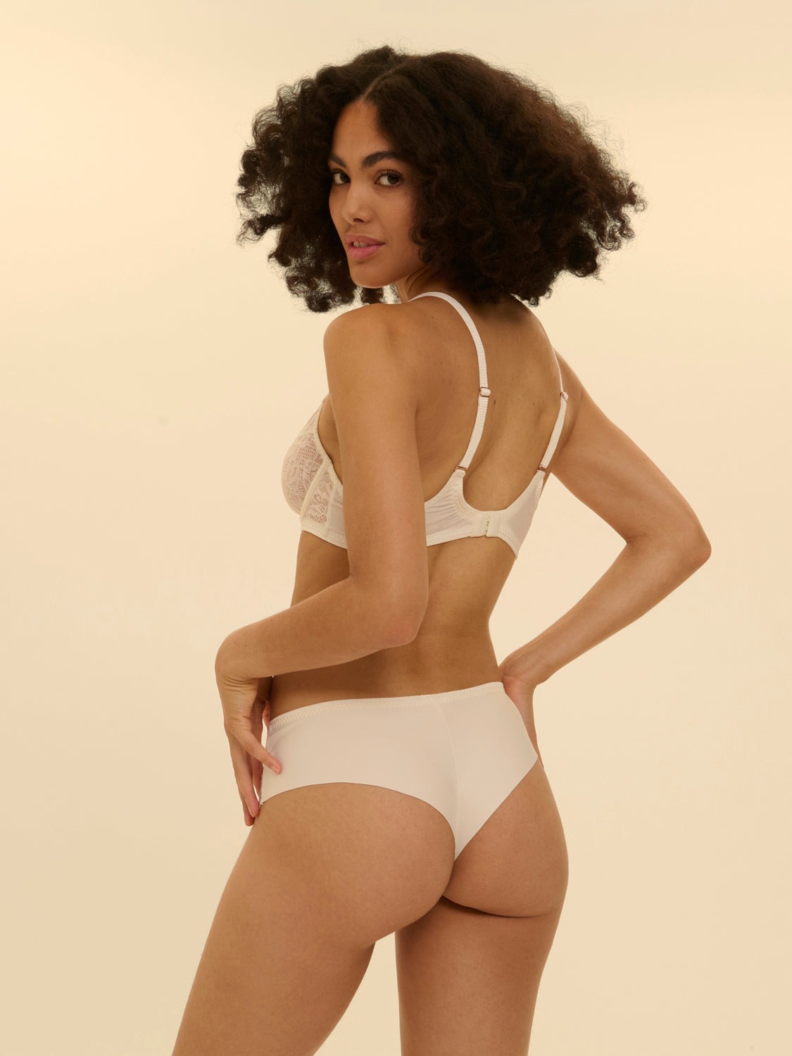 Alternative view of Simone Perele Bh mit Bügel Radieuse natural