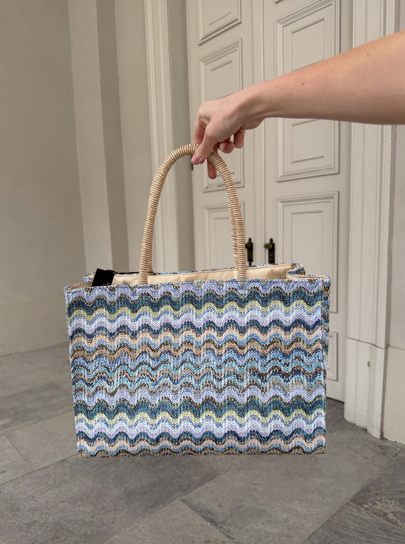 Alternative view of Chanclas by Simone Herrera Tasche Kos blue