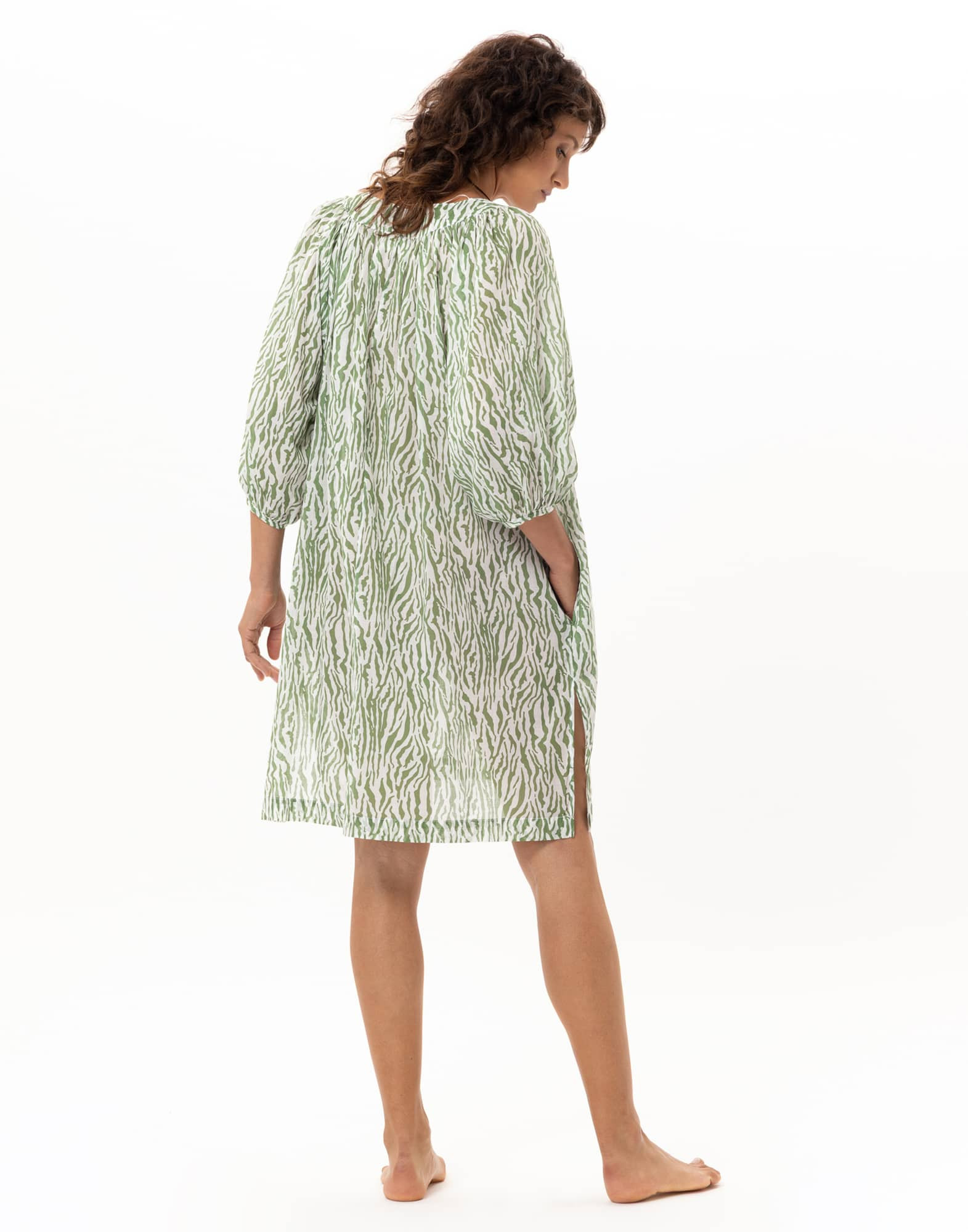 Alternative view of Le Chat Kaftan Cotton Voile Bronzette 240 zebre vert