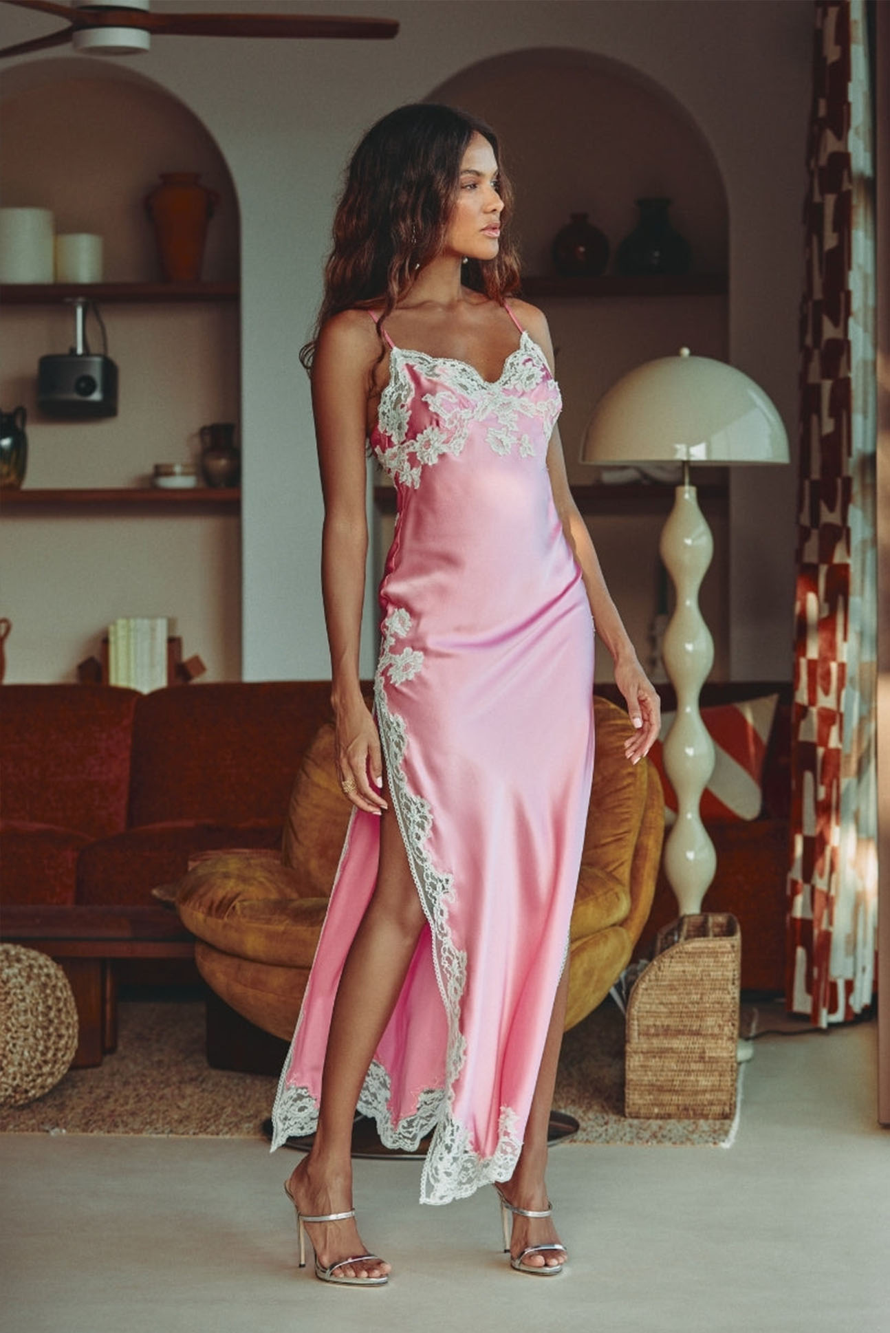 Marjolaine Negligee lang Camelia blush/perl