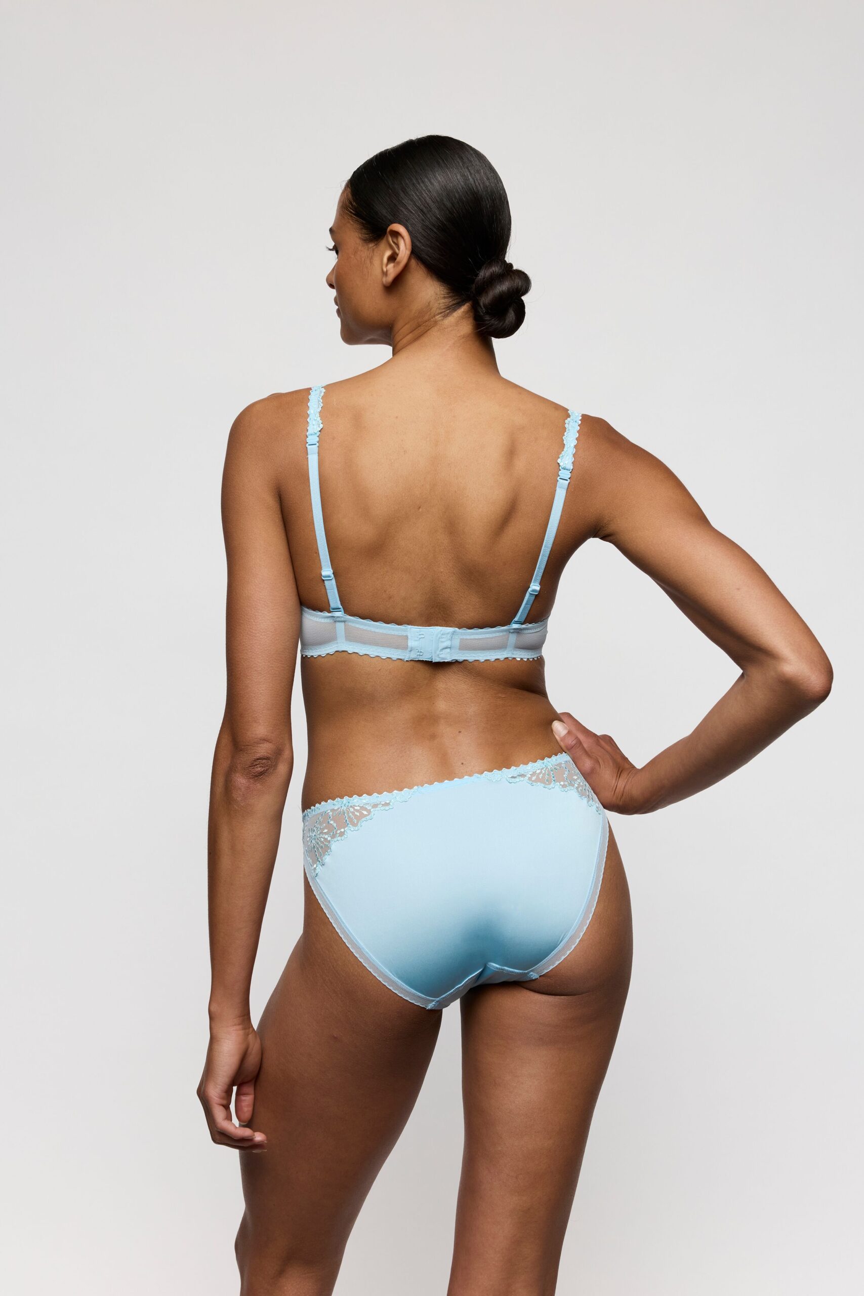 Alternative view of Marie Jo Bh Herzform Jane milky blue
