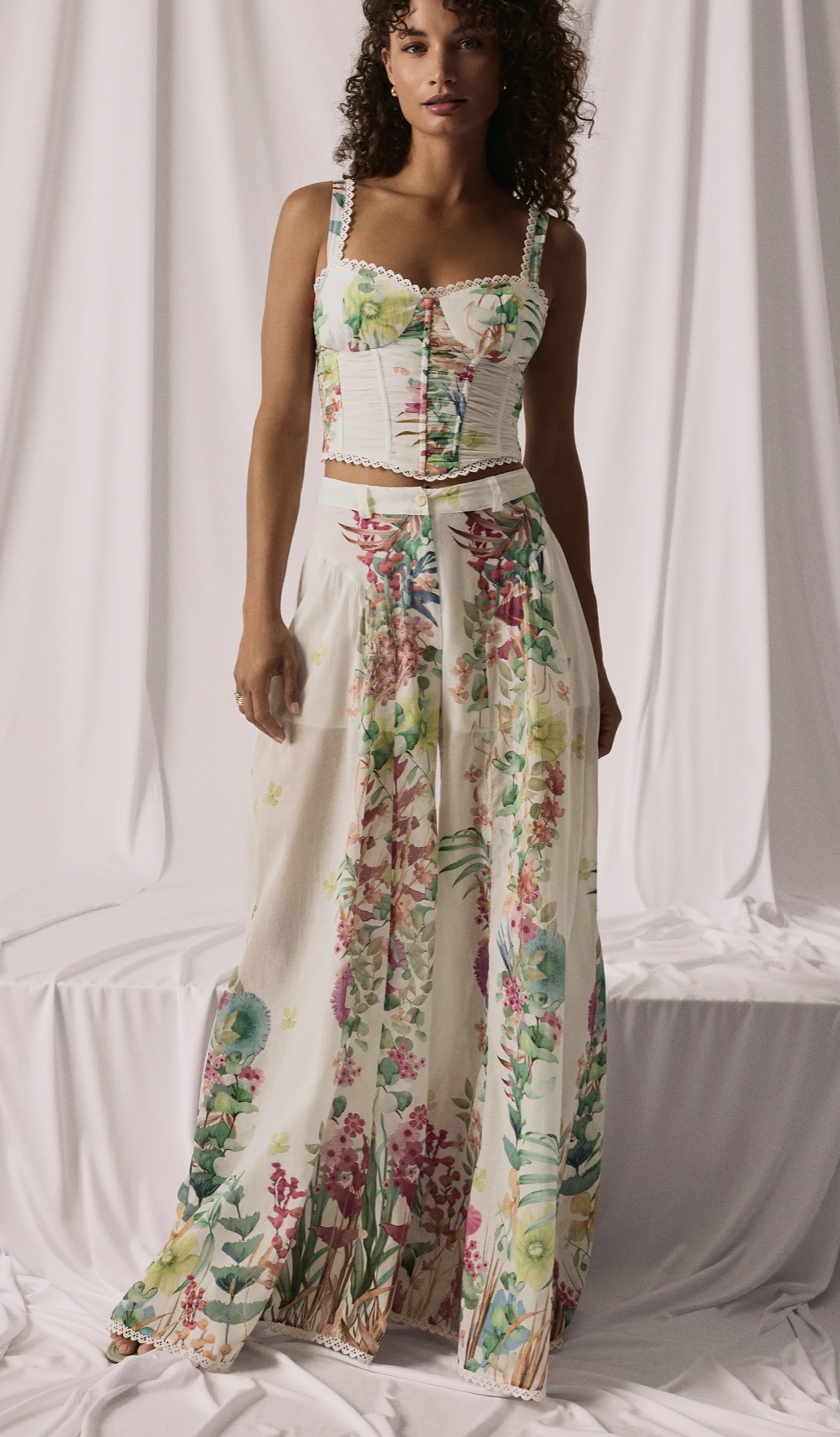 Charo Ruiz Hose Glade white lagoon