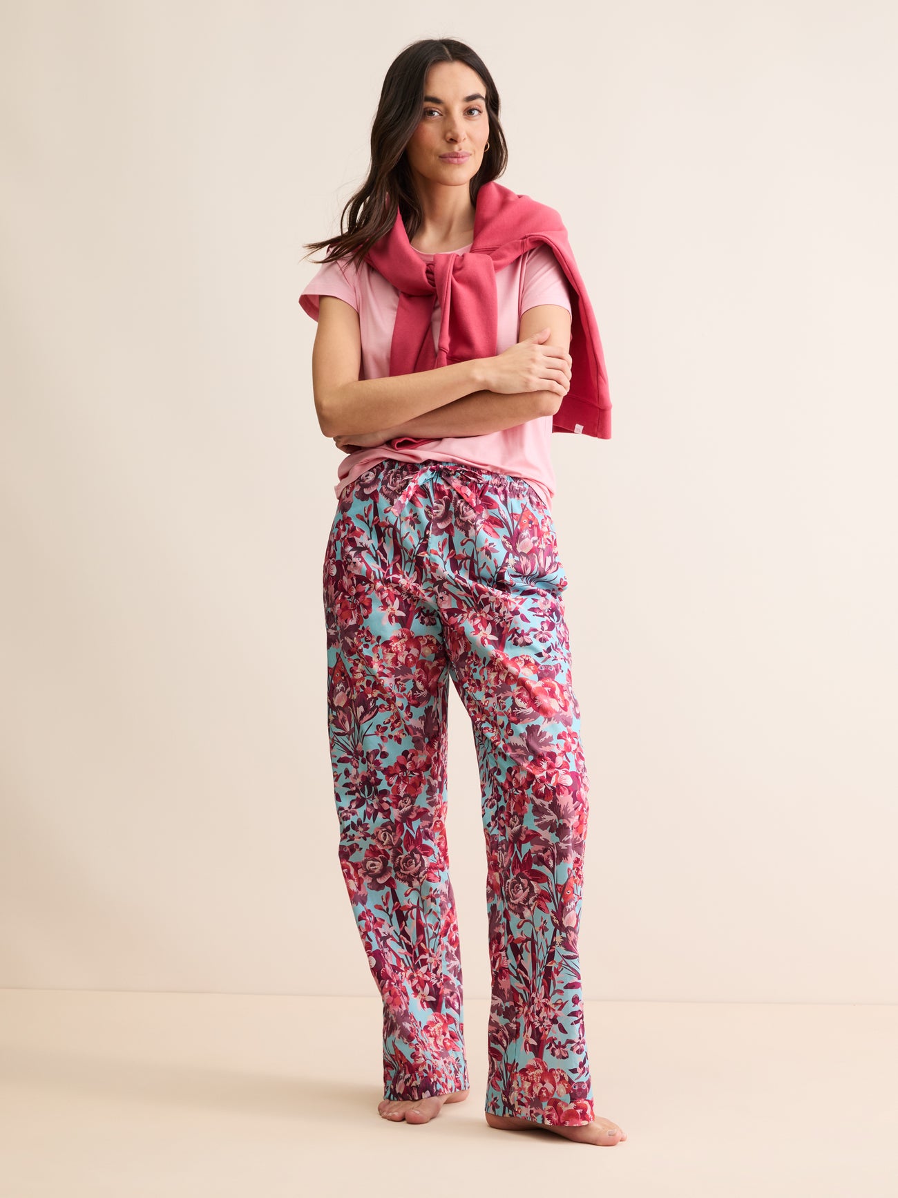 Derek Rose Hose Ledbury London garden blue