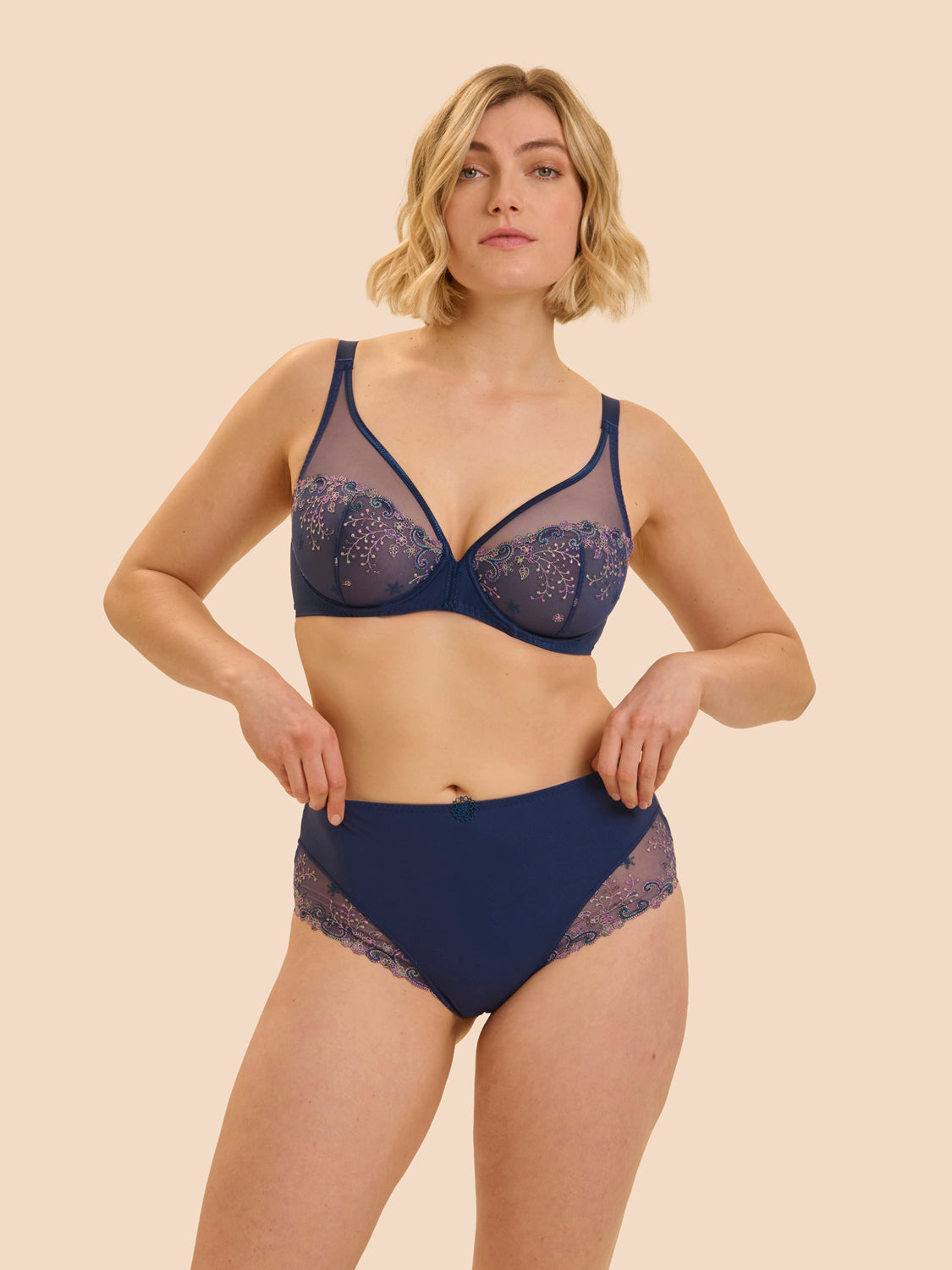 Simone Perele hoher Taillenslip Delice rainbow blue