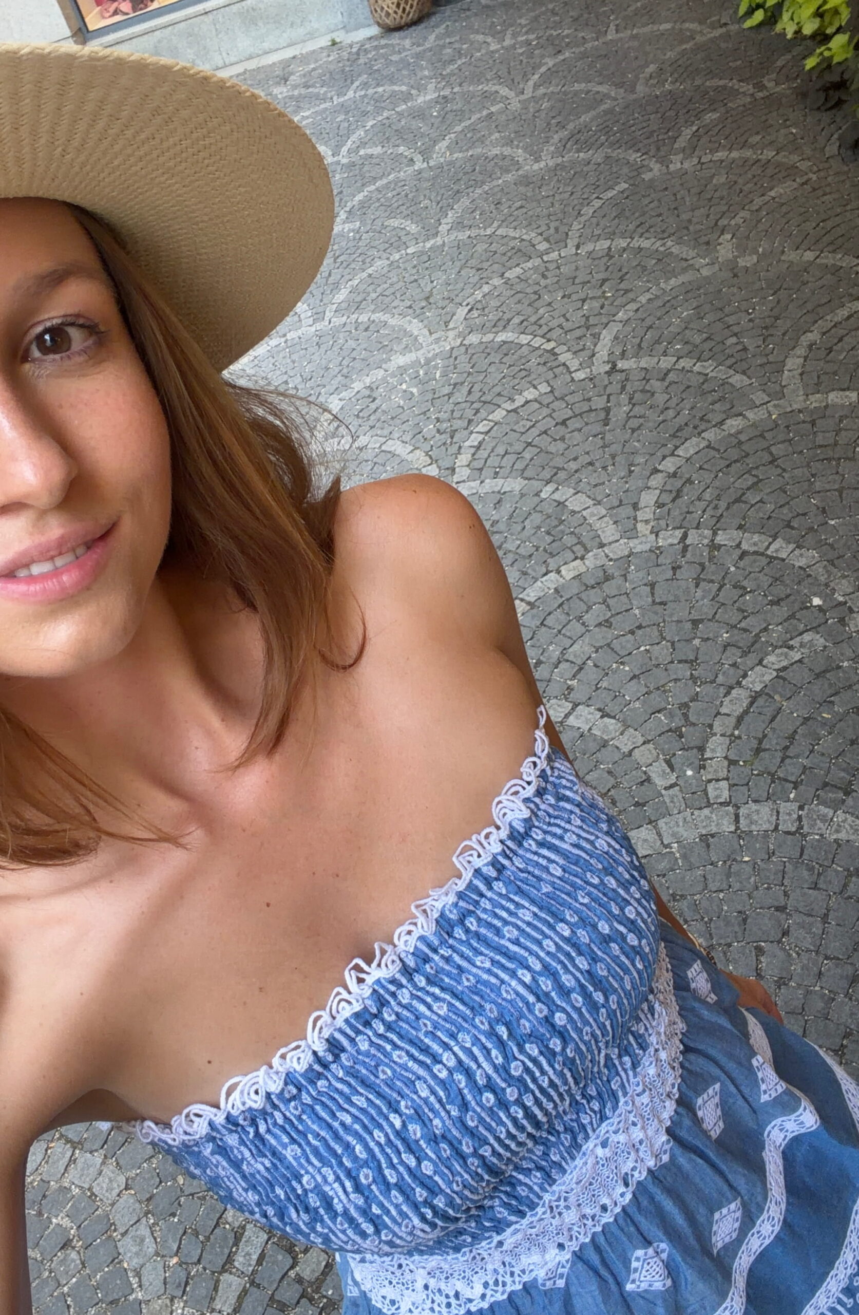 Alternative view of Temptation Positano Kleid Alloro jeans