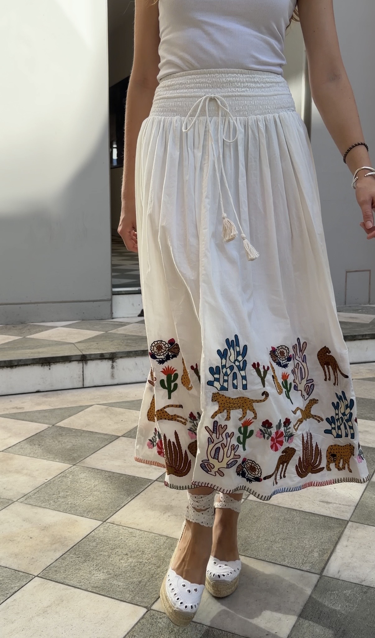 Benaras by Citrus Smock Rock white embroidered