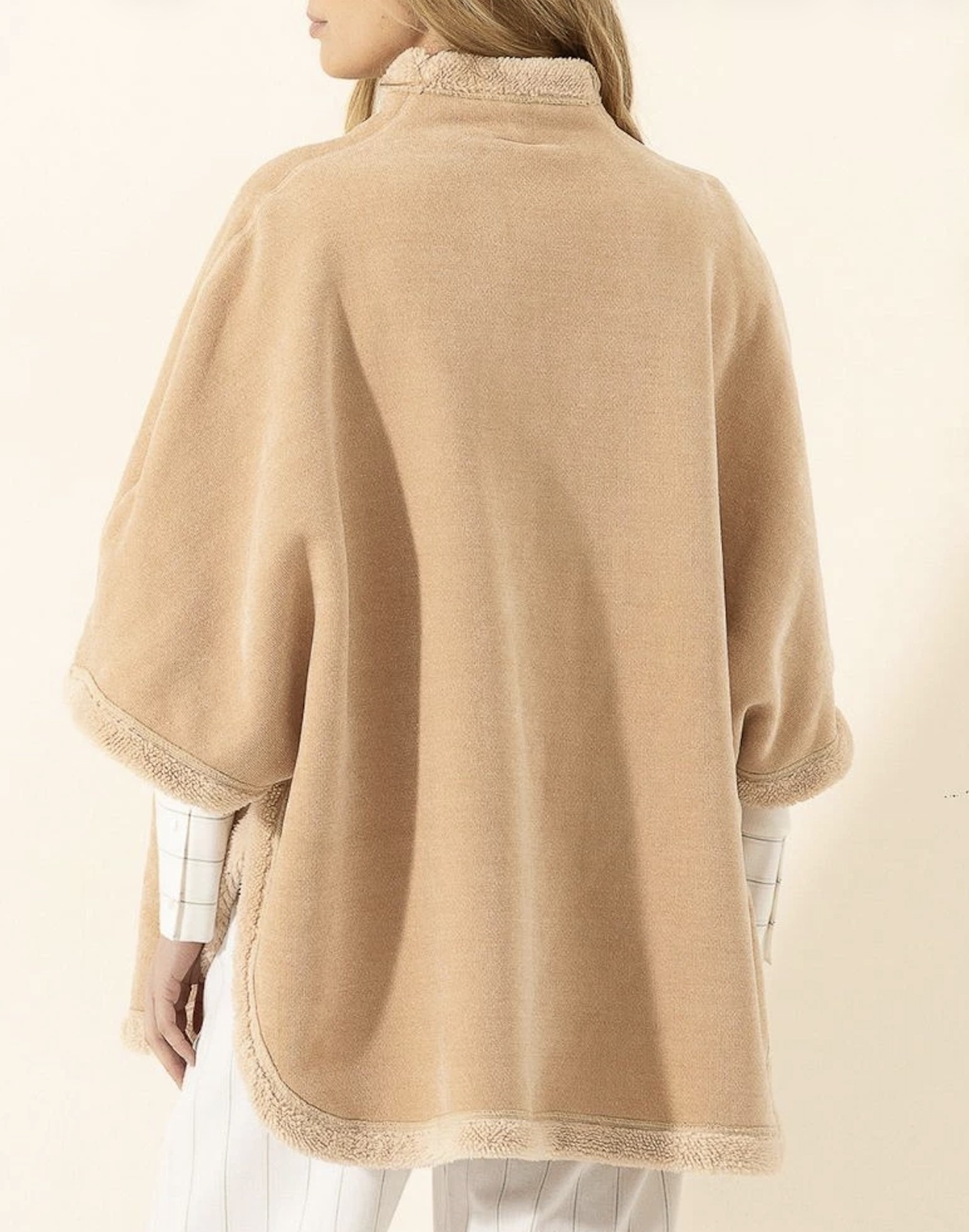 Alternative view of Le Chat Poncho Astree 370 beige