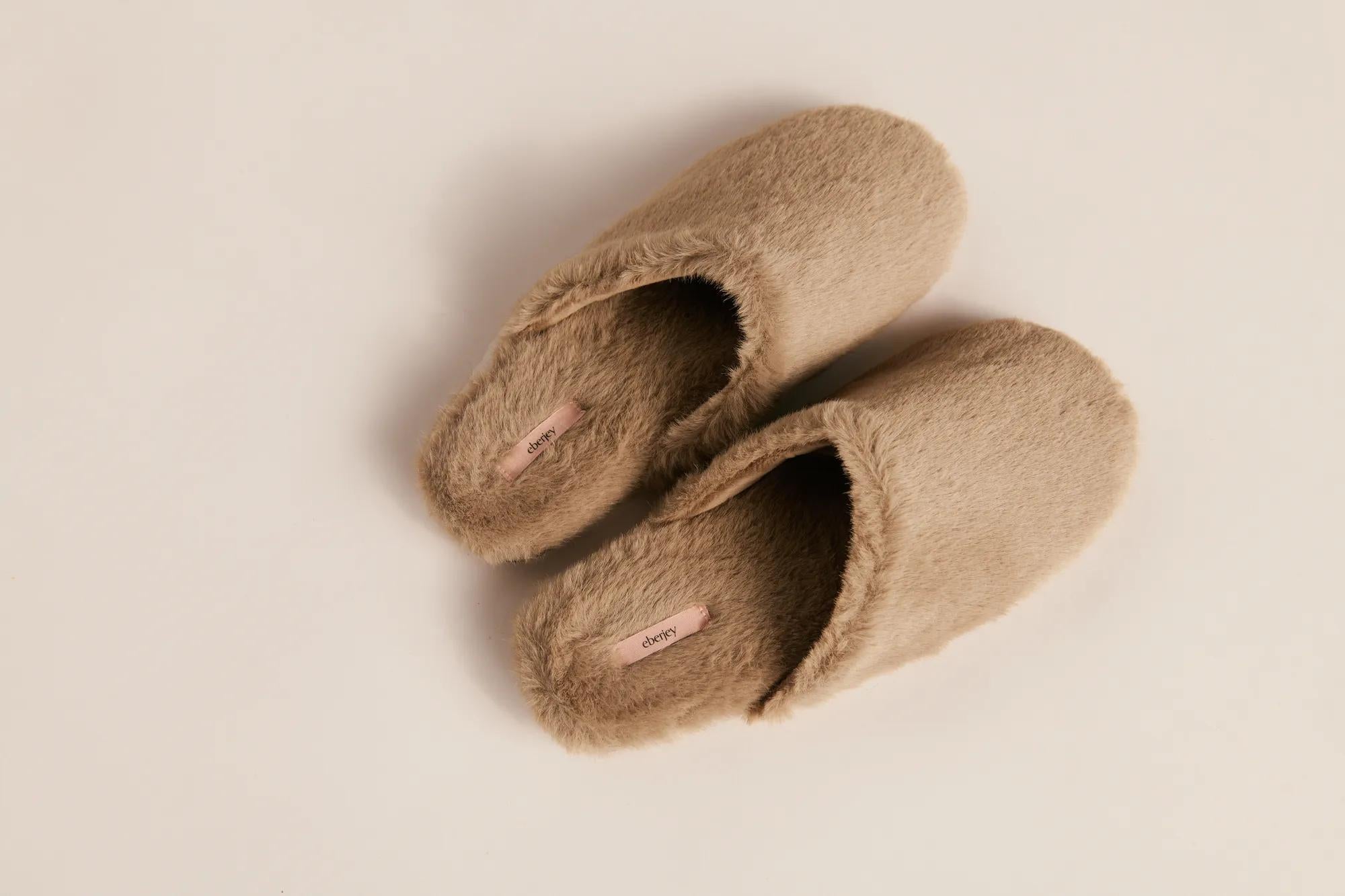 Eberjey Plush Mule Slipper toffe – Bild 4